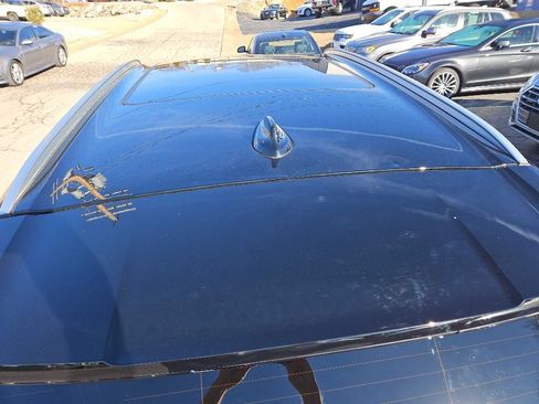 Used 2020 BMW X5 xDrive40i w/ Premium Package image 9