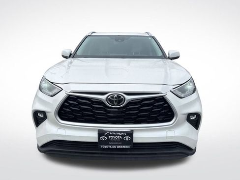 Used 2021 Toyota Highlander XLE image 25