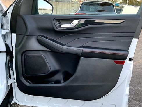 Certified 2023 Ford Escape ST-Line image 22