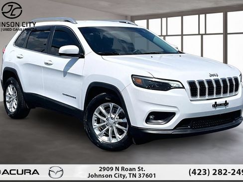 Used 2019 Jeep Cherokee Latitude w/ Popular Appearance Group FWD image 12