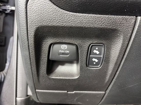 Used 2022 RAM 1500 Big Horn image 26