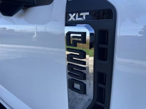 New 2026 Ford F250 XLT w/ XLT Premium Package image 31