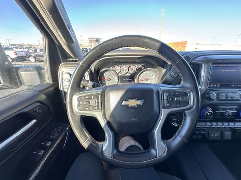 Used 2023 Chevrolet Silverado 2500 LT w/ Convenience Package image 14