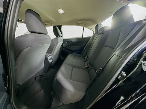 Used 2025 Toyota Corolla LE image 26