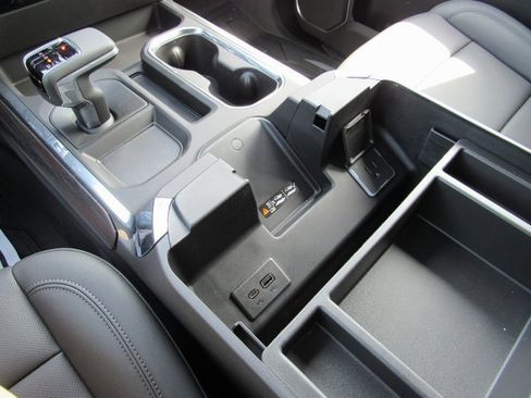 New 2025 GMC Sierra 1500 SLT w/ SLT Premium Plus Package image 23