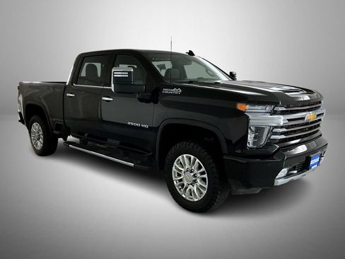 Used 2023 Chevrolet Silverado 2500 High Country image 3