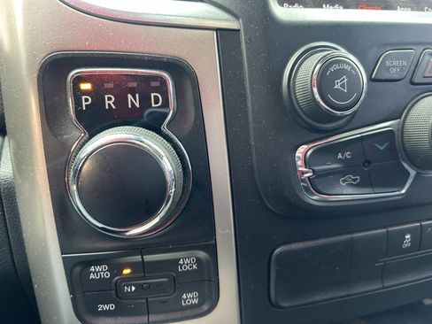 Used 2018 RAM 1500 Big Horn image 24