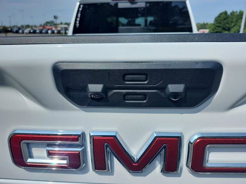 New 2026 GMC Sierra 2500 Denali w/ Denali Reserve Package image 10