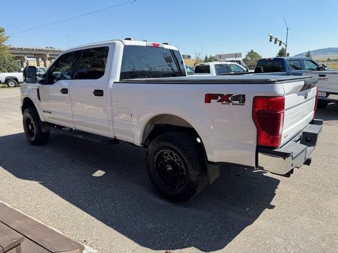 Used 2022 Ford F250 XLT w/ XLT Value Package AWD/4WD image 6