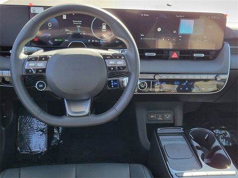 New 2026 Hyundai Ioniq 5 SEL image 4