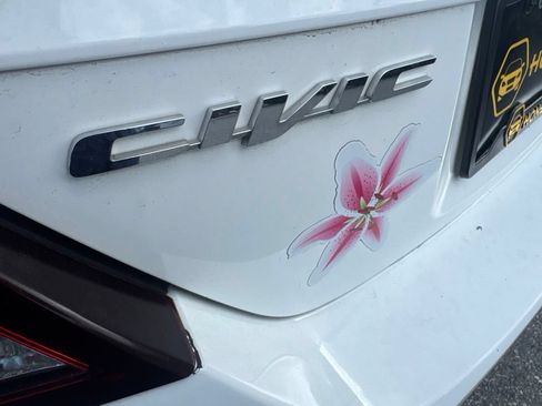 Used 2015 Honda Civic EX image 10