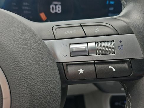 Used 2024 Hyundai Kona SEL AWD/4WD image 29