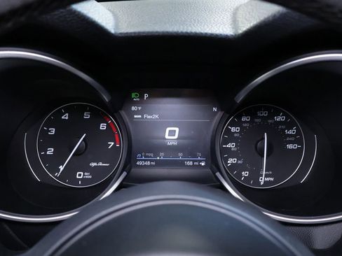 Used 2021 Alfa Romeo Stelvio Ti image 23