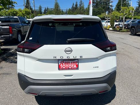 Used 2023 Nissan Rogue S AWD/4WD image 8