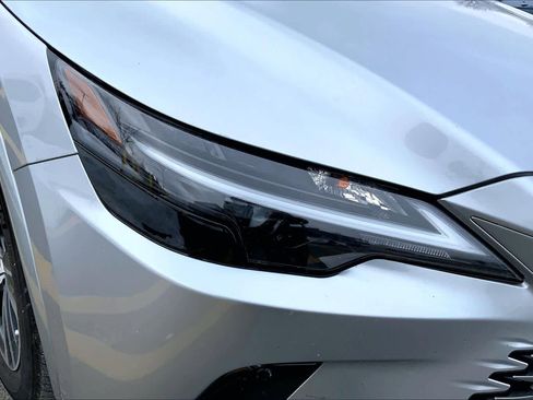 Used 2023 Lexus RX 350 Premium image 28