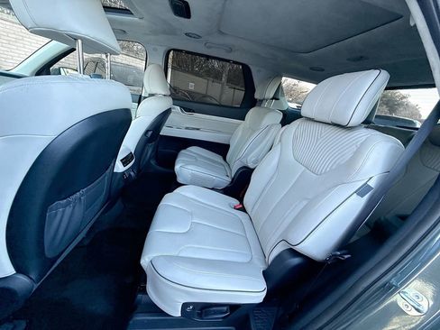 Used 2024 Hyundai Palisade Calligraphy image 27