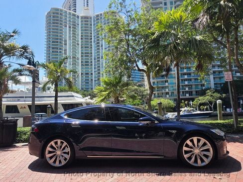 Used 2015 Tesla Model S 85D AWD/4WD image 4