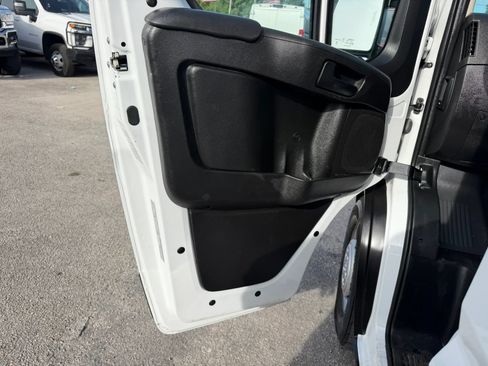 Used 2023 RAM ProMaster 3500 FWD image 12
