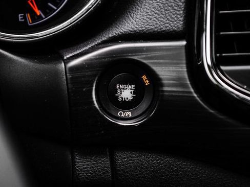 Used 2020 Jeep Grand Cherokee Altitude AWD/4WD image 22