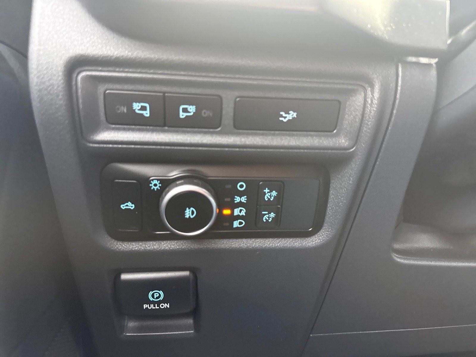 Used 2024 Ford F150 XLT w/ Equipment Group 302A MID AWD/4WD image 19