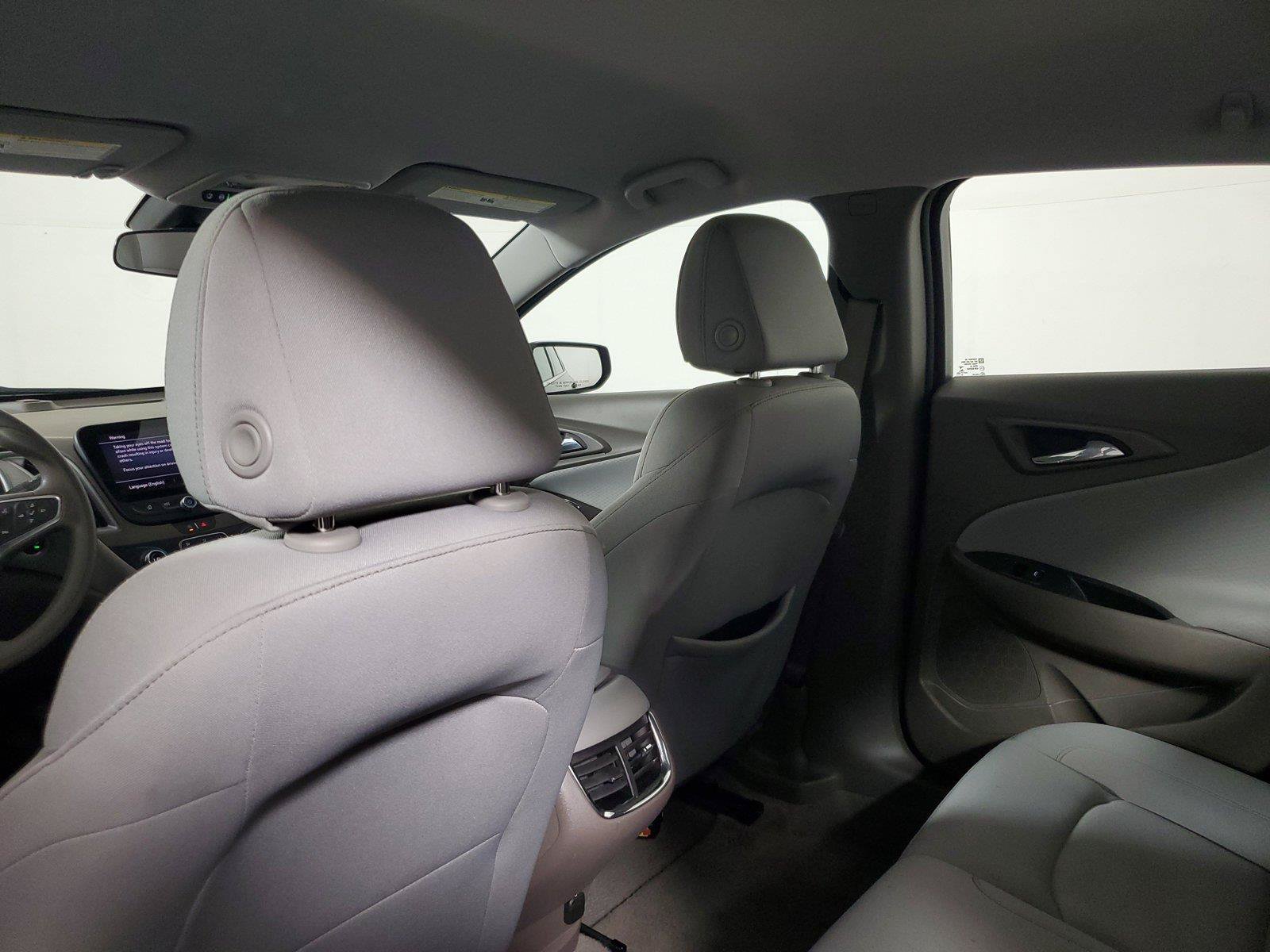 Used 2025 Chevrolet Malibu LT FWD image 13
