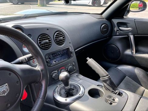 Used 2003 Dodge Viper SRT-10 RWD image 12