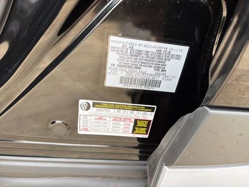 Certified 2025 Nissan Kicks SV image 23