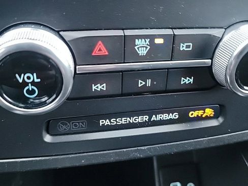 Certified 2022 Ford Edge ST-Line w/ Class II Trailer Tow Package image 51