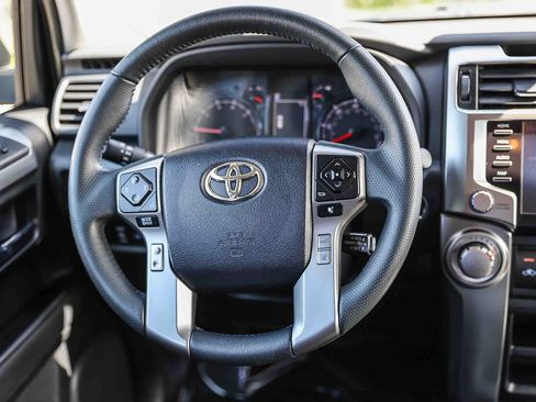 Certified 2022 Toyota 4Runner Trail Special Edition AWD/4WD image 15