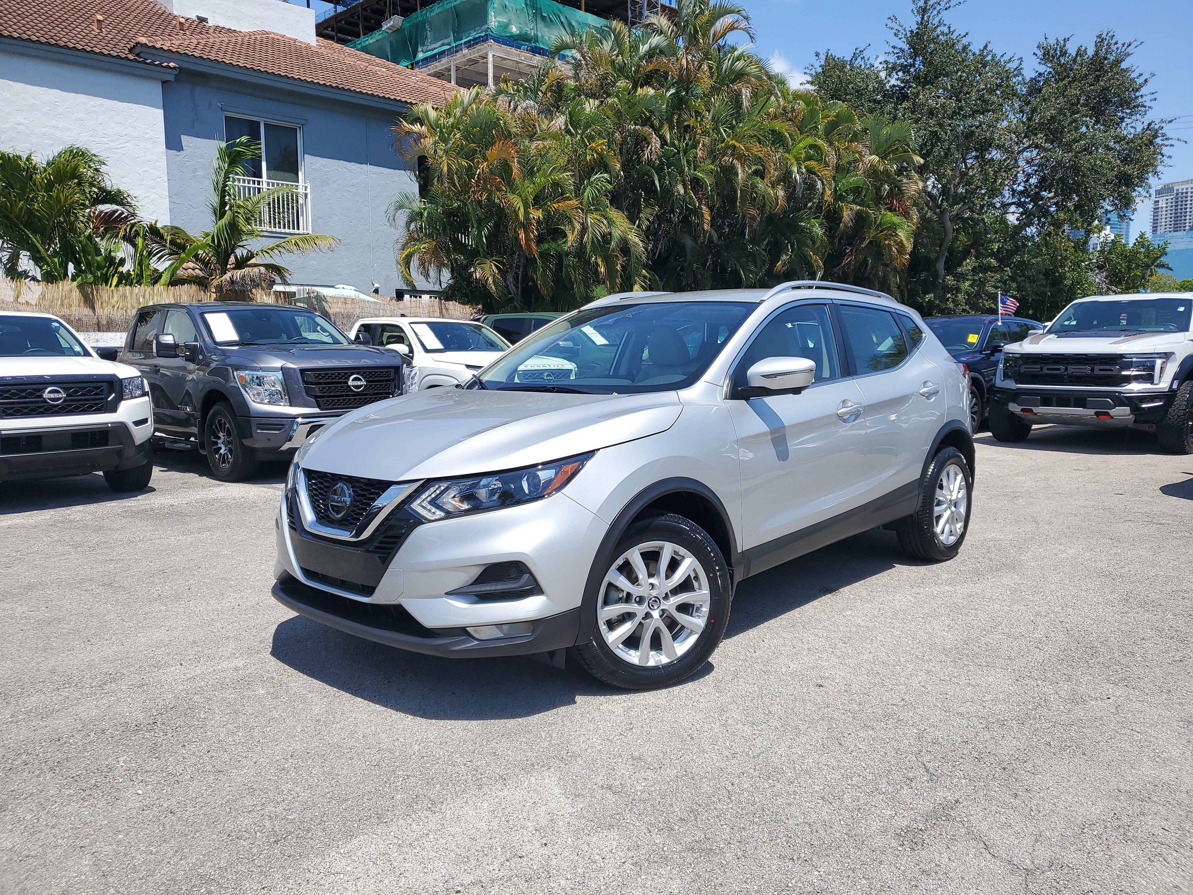 Certified 2022 Nissan Rogue Sport SV w/ Technology Package FWD image 33