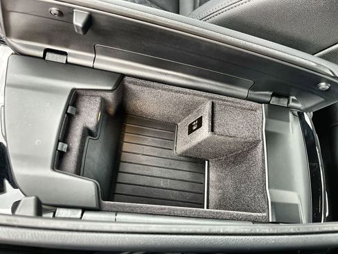 Certified 2022 BMW 530i xDrive w/ Convenience Package image 21