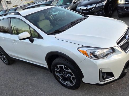 Used 2017 Subaru Crosstrek 2.0i Premium AWD/4WD image 21