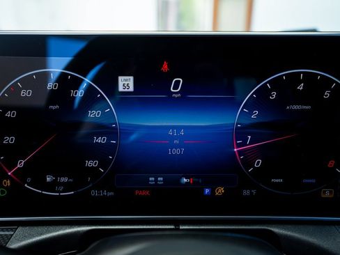 Used 2024 Mercedes-Benz CLE 300 4MATIC Coupe image 38
