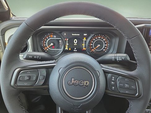 New 2026 Jeep Gladiator Willys AWD/4WD image 24