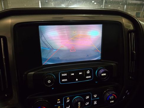 Used 2015 Chevrolet Silverado 1500 LTZ Z71 w/ LTZ Plus Package image 4