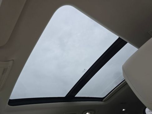 Used 2020 Cadillac XT6 Premium Luxury image 3