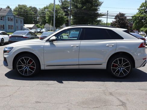 Used 2022 Audi Q8 Premium Plus w/ Premium Plus Package AWD/4WD image 8