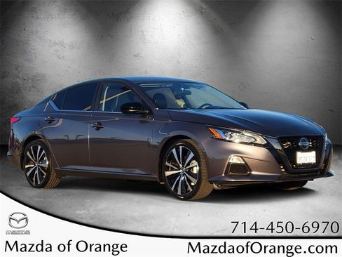 Used 2022 Nissan Altima 2.5 SR image 1