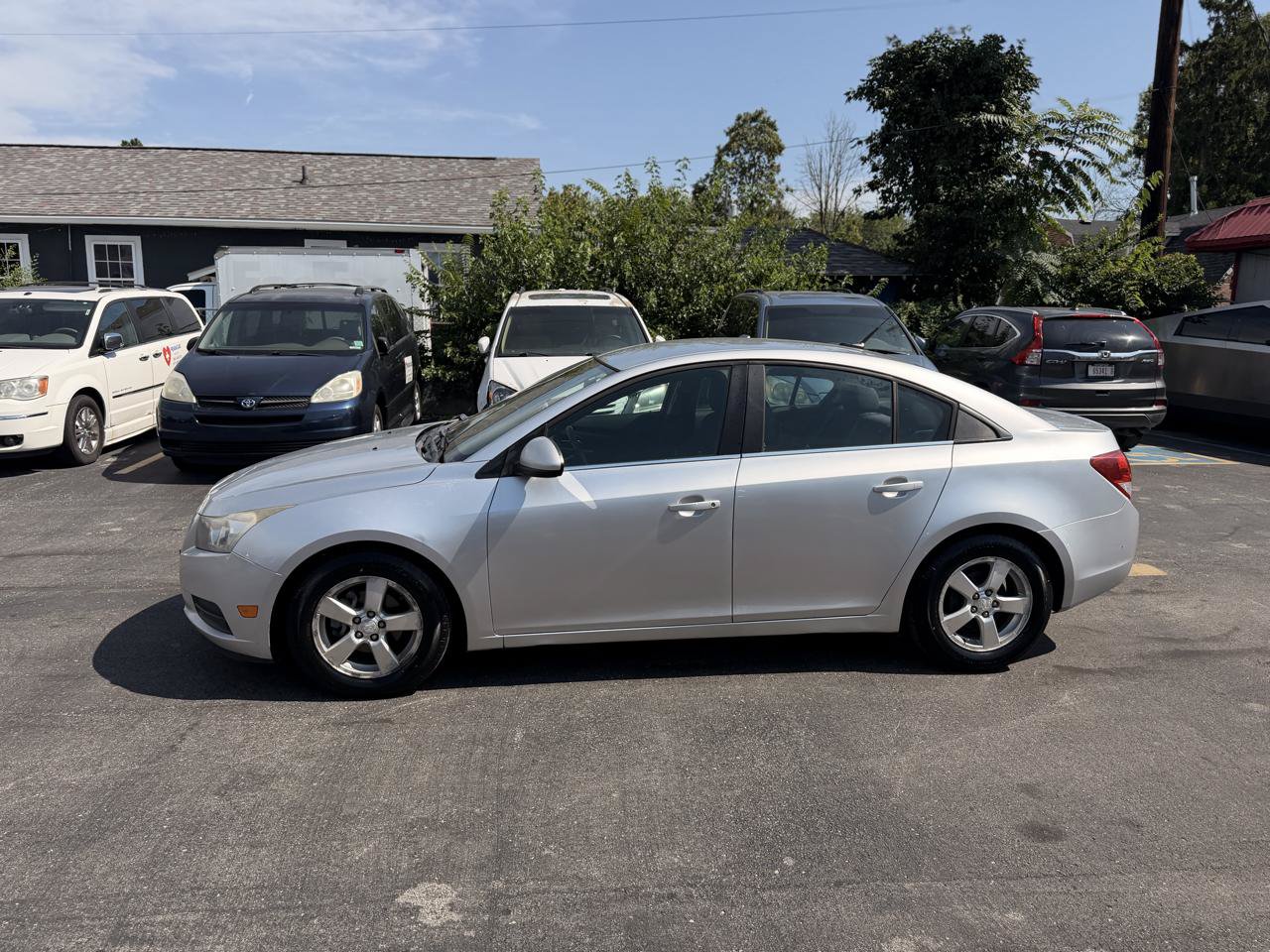 Used 2012 Chevrolet Cruze LT FWD image 17