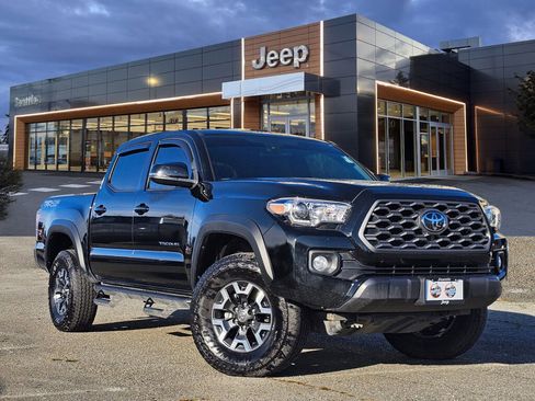 Used 2023 Toyota Tacoma TRD Off-Road image 1