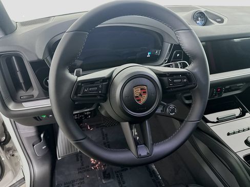 New 2026 Porsche Cayenne E-Hybrid Coupe AWD/4WD image 12