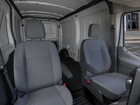 New 2026 Ford Transit 250 148 Medium Roof RWD image 10