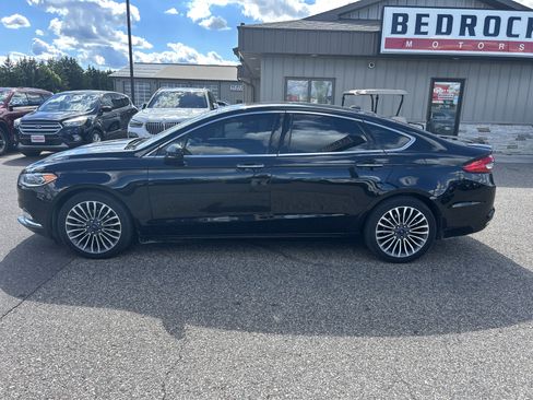 Used 2017 Ford Fusion Titanium AWD/4WD image 2