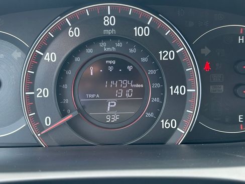 Used 2017 Honda Accord Sport image 31