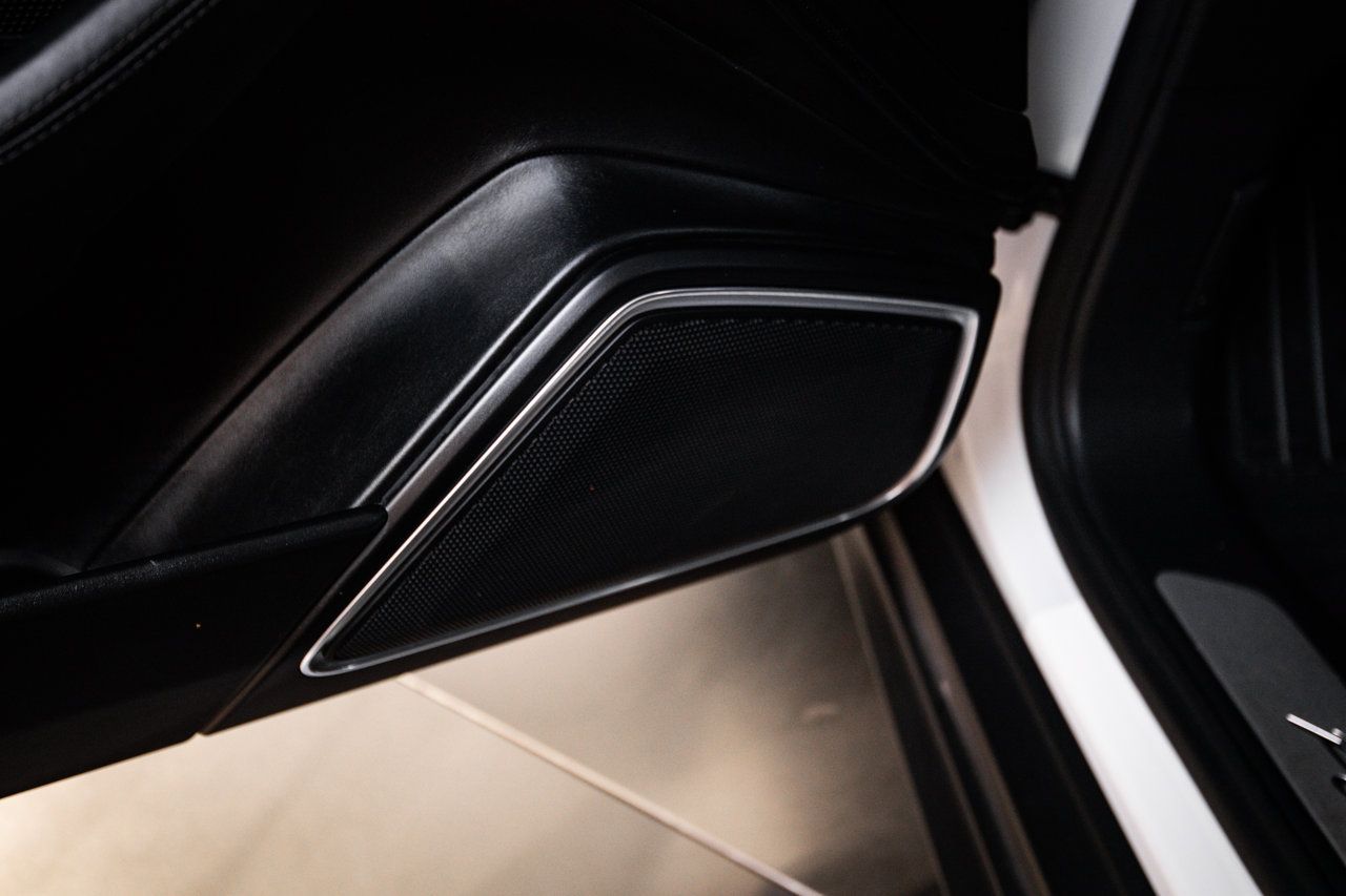 Certified 2023 Porsche Panamera image 21