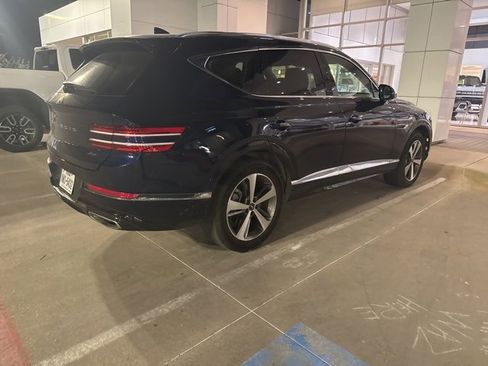 Used 2022 Genesis GV80 2.5T w/ Advanced Package 02 image 3