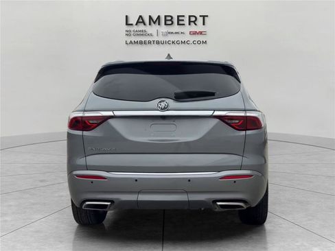 Used 2024 Buick Enclave Essence w/ Experience Buick Package FWD image 4