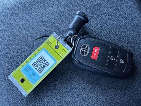 Used 2025 Toyota 4Runner SR5 image 37