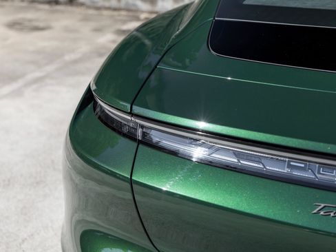 Certified 2025 Porsche Taycan GTS AWD/4WD image 18