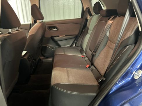 Used 2023 Nissan Rogue SV AWD/4WD image 21